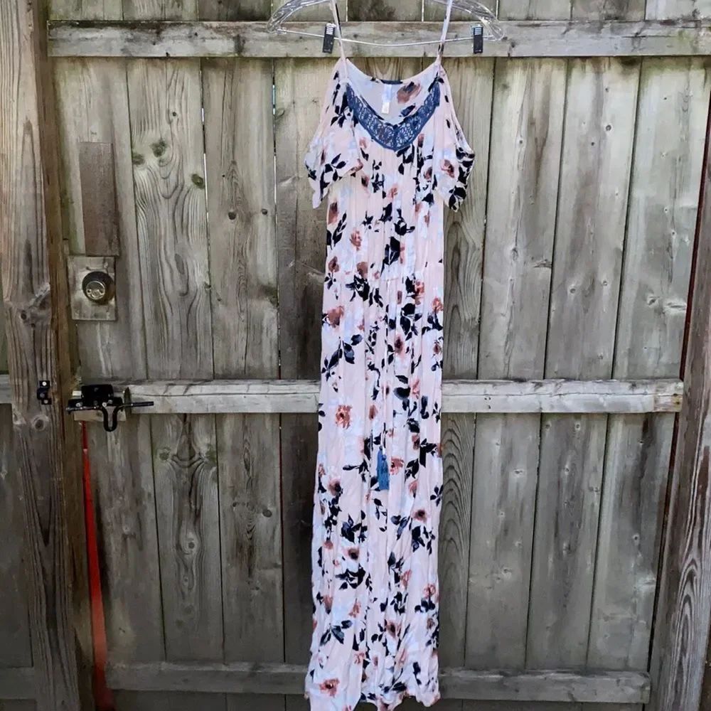 Xhilaration Pink Floral Dress sz. L